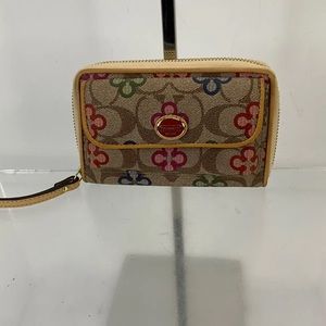 Vintage COACH Khaki Multicolor Signature Coated Canvas Zip Wallet/Wristlet